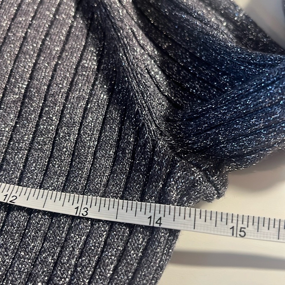 EUC INC StunningGlittering Grey Turtleneck Sweater Sz M - Picture 8 of 10